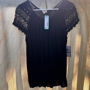 Woman’s blouse *NWT*